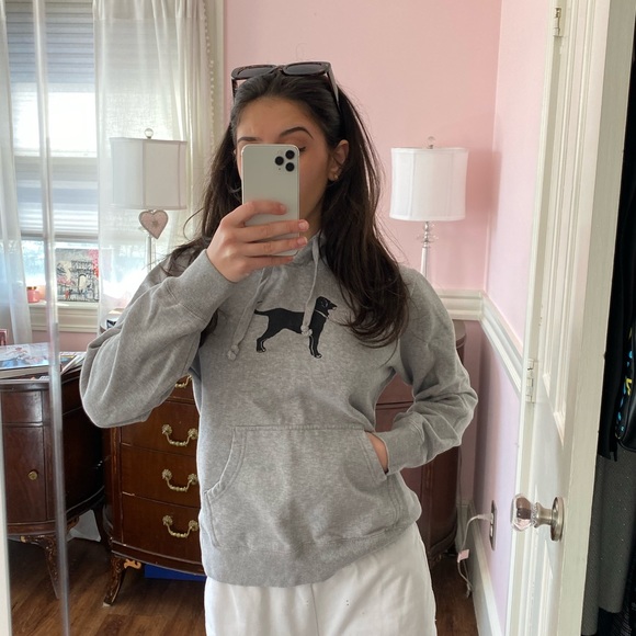 The Black Dog sweatshirt - Picture 2 of 5